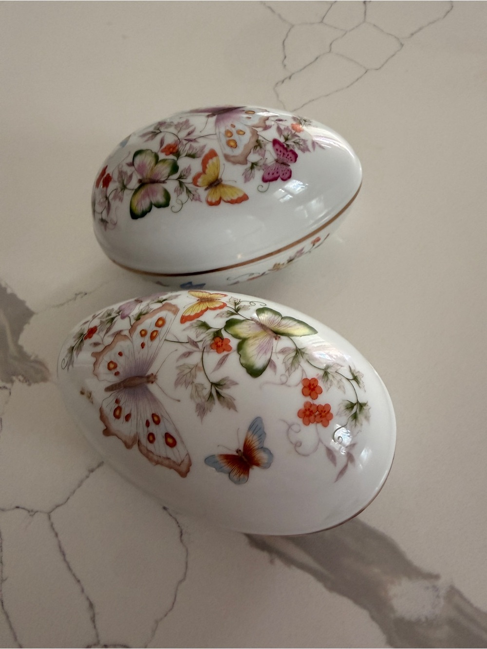 Porcelain Floral Butterfly Decorative Egg - White